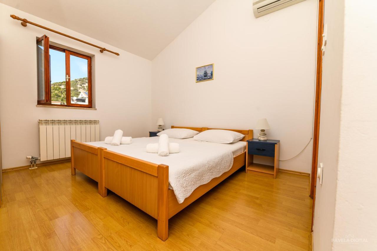 Sobe I Apartman Mareta Miholascica 外观 照片