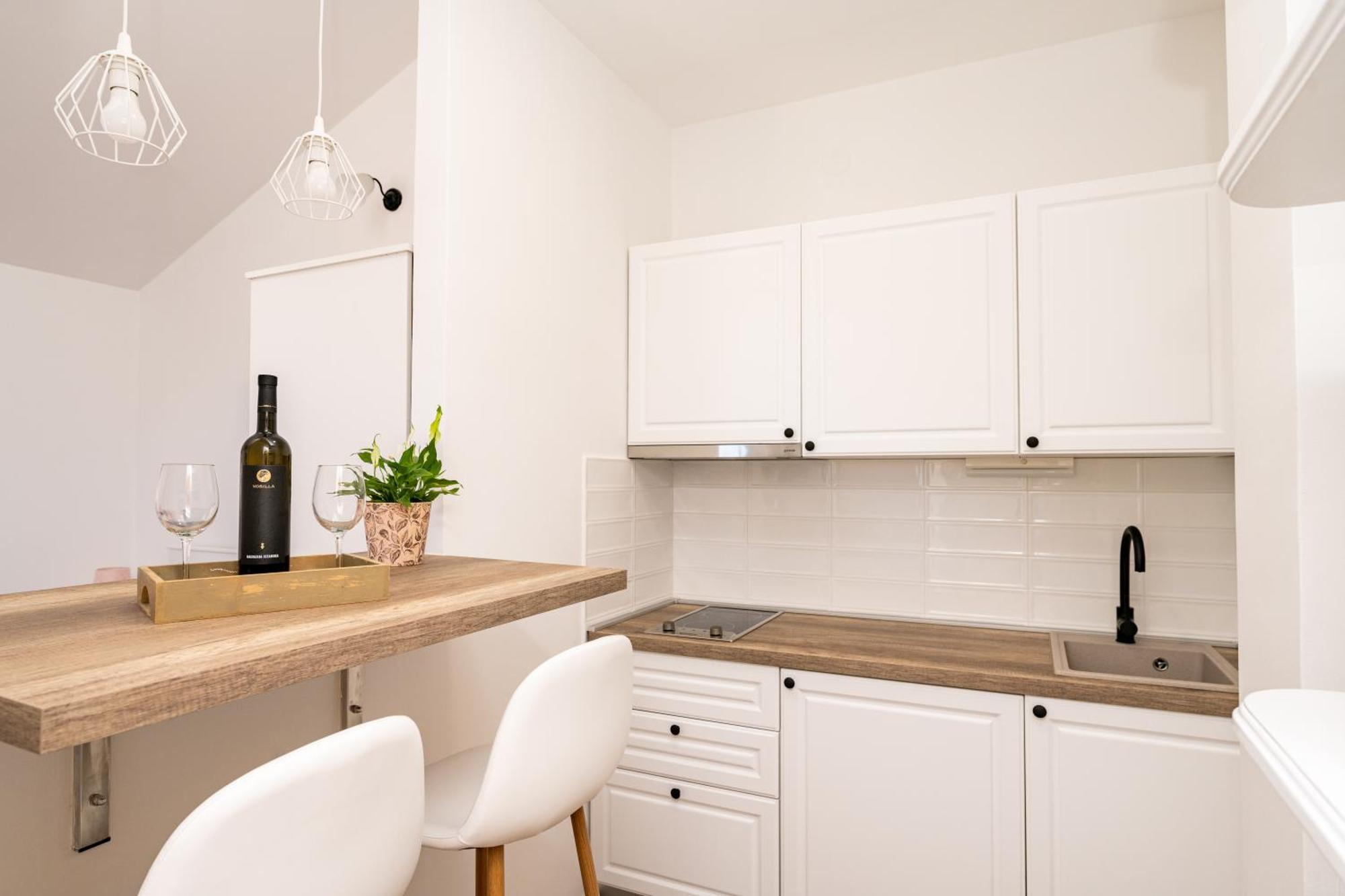 Sobe I Apartman Mareta Miholascica 外观 照片