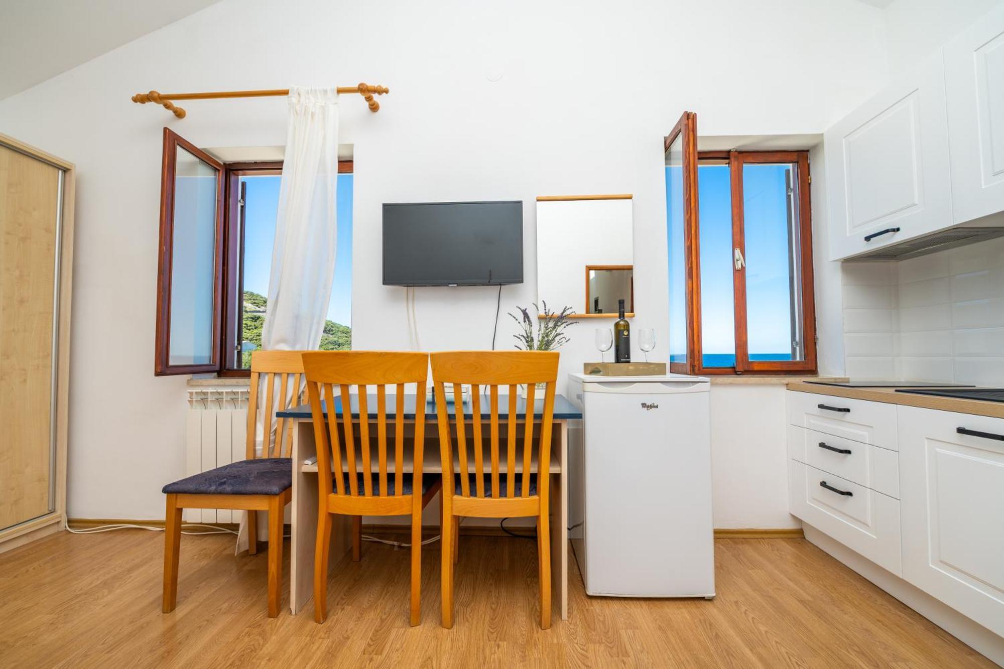 Sobe I Apartman Mareta Miholascica 外观 照片