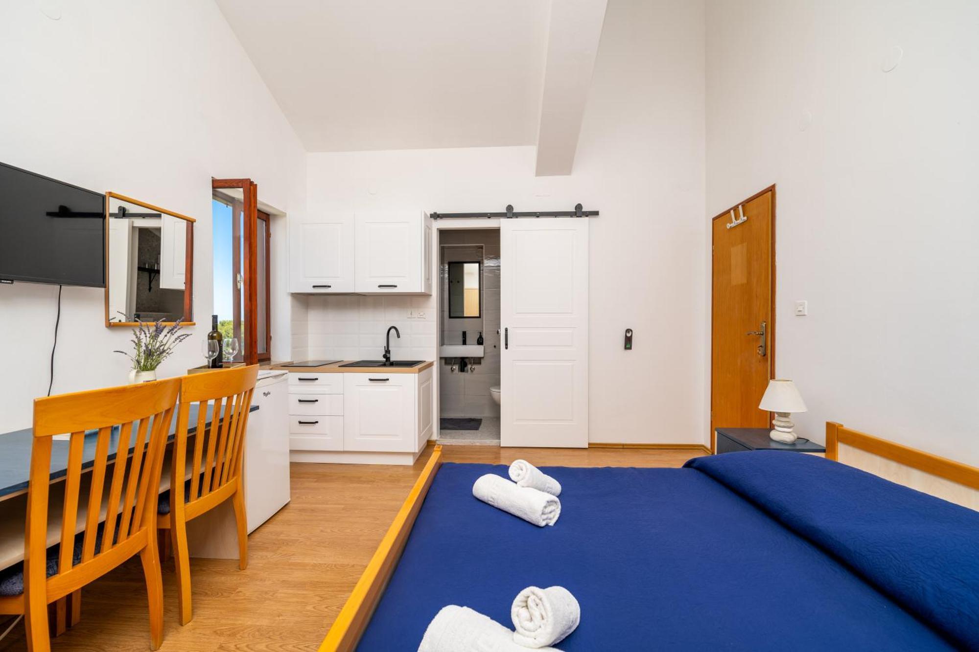 Sobe I Apartman Mareta Miholascica 外观 照片