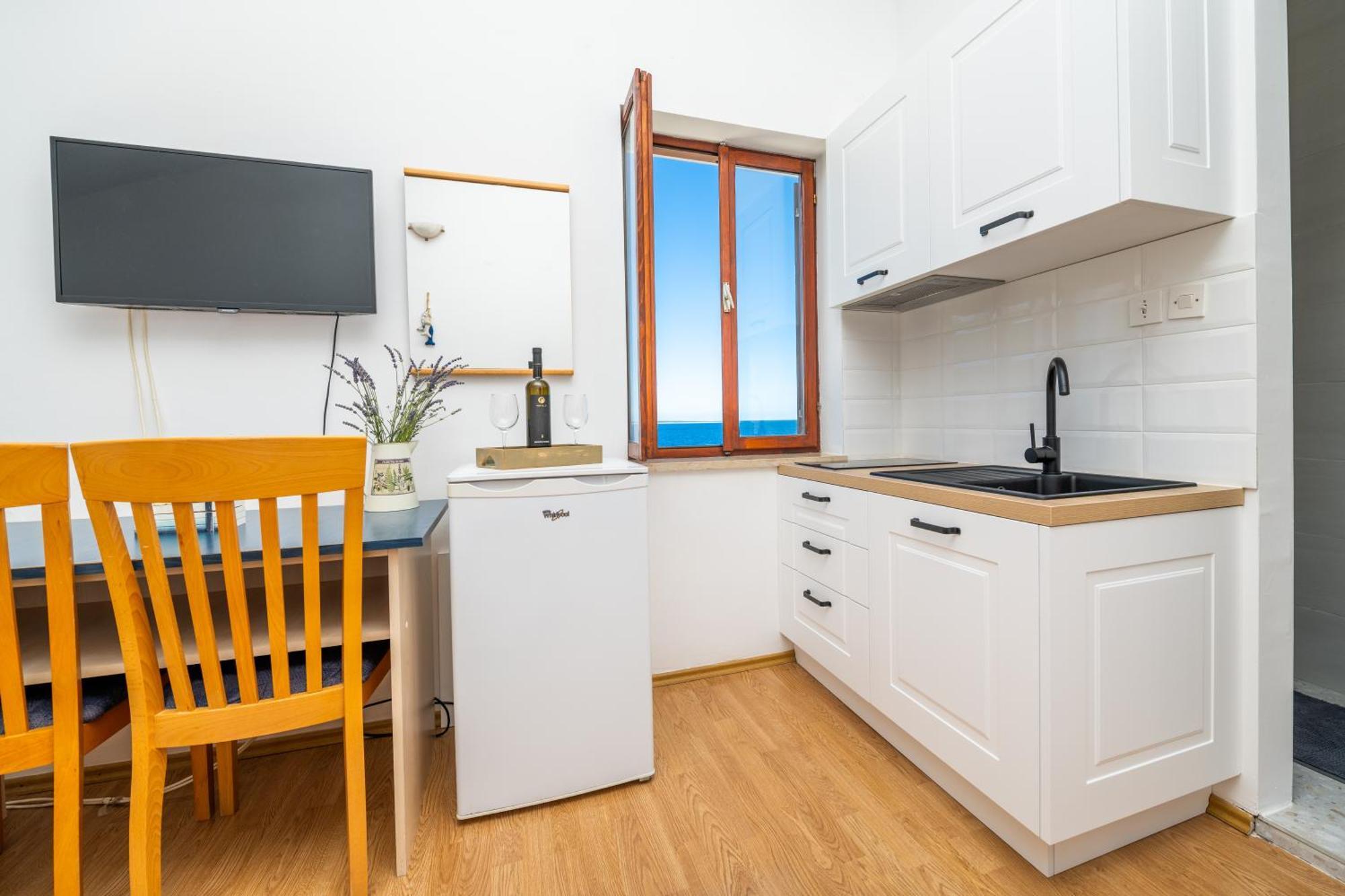 Sobe I Apartman Mareta Miholascica 外观 照片