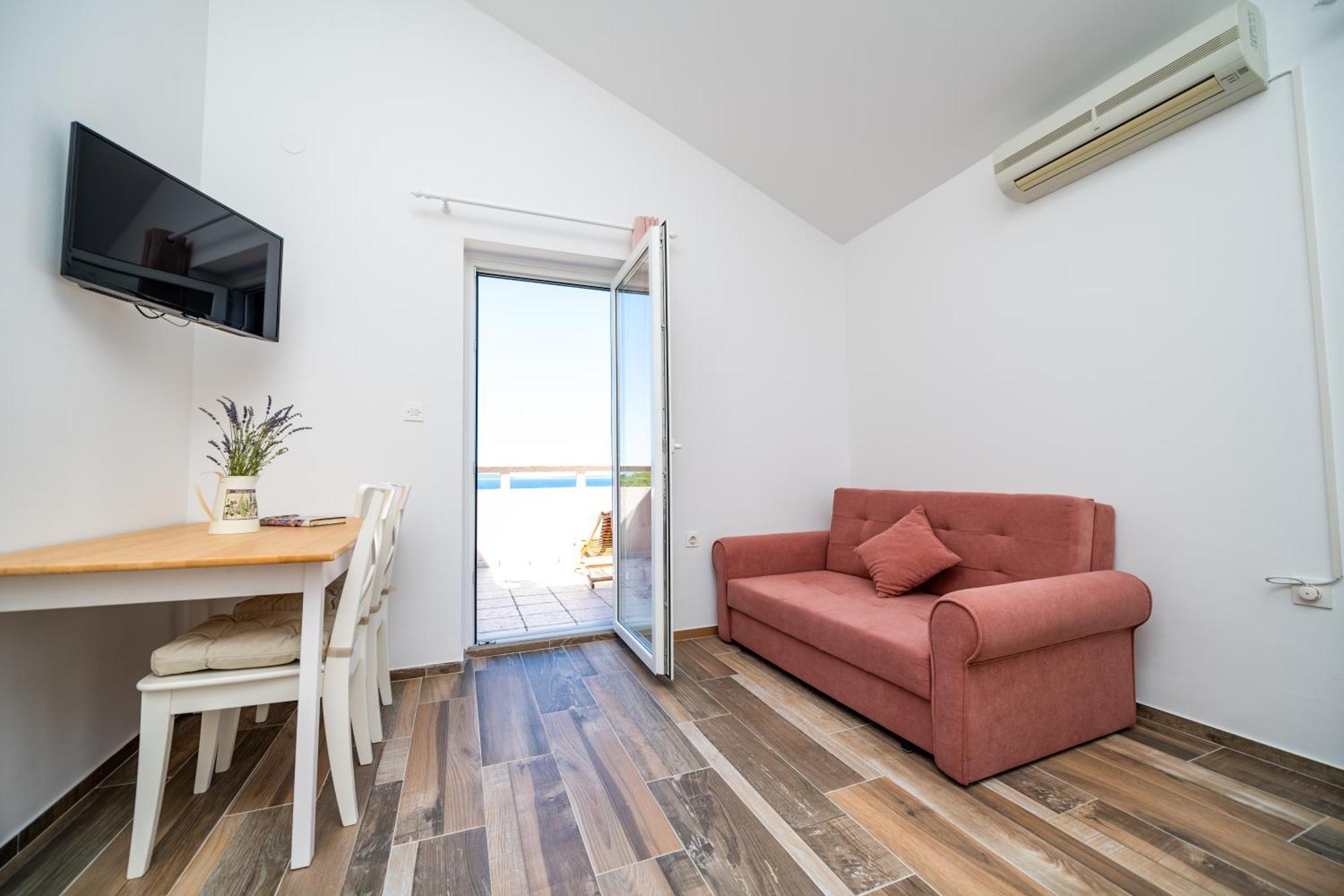 Sobe I Apartman Mareta Miholascica 外观 照片