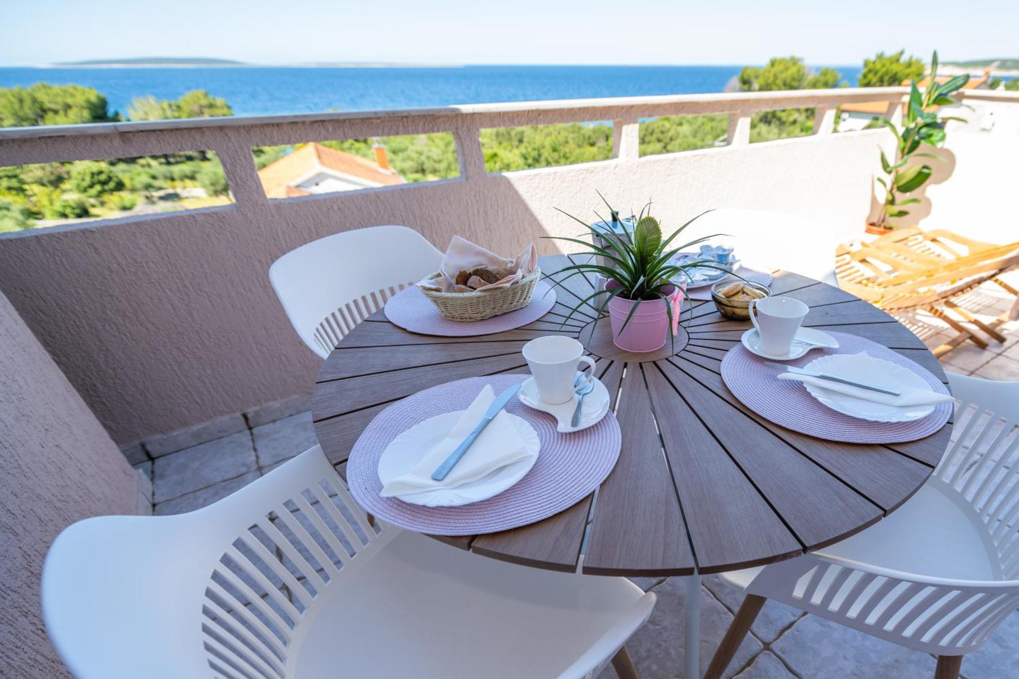 Sobe I Apartman Mareta Miholascica 外观 照片